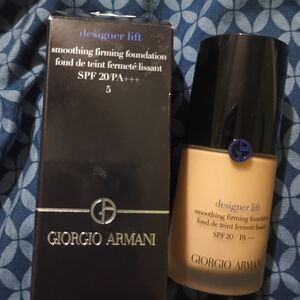 Giorgio Armani Designer Lift Foundation - SHADE IS 5